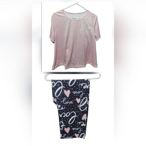 Source Unknown Other - Love Print Pajama Set 2 Piece Super Soft